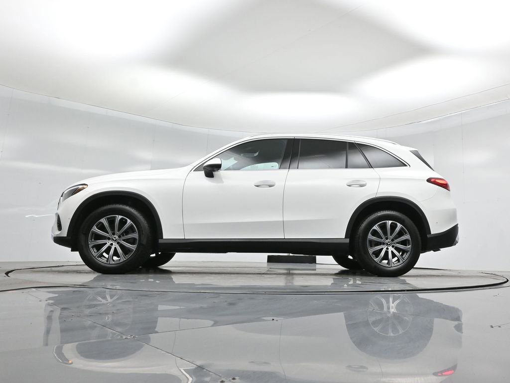 Used 2024 Mercedes-Benz GLC 300 image 21