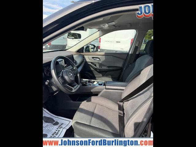 Used 2023 Nissan Rogue SV AWD/4WD image 4