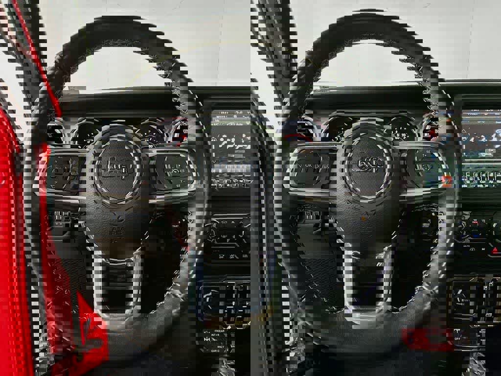 Used 2022 Jeep Wrangler Unlimited Rubicon w/ Steel Bumper Group image 16