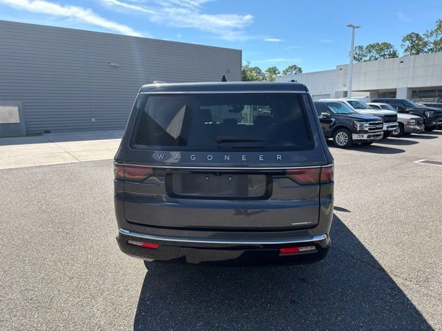 Used 2024 Jeep Wagoneer L Series III w/ Flexible Seating Group AWD/4WD image 6