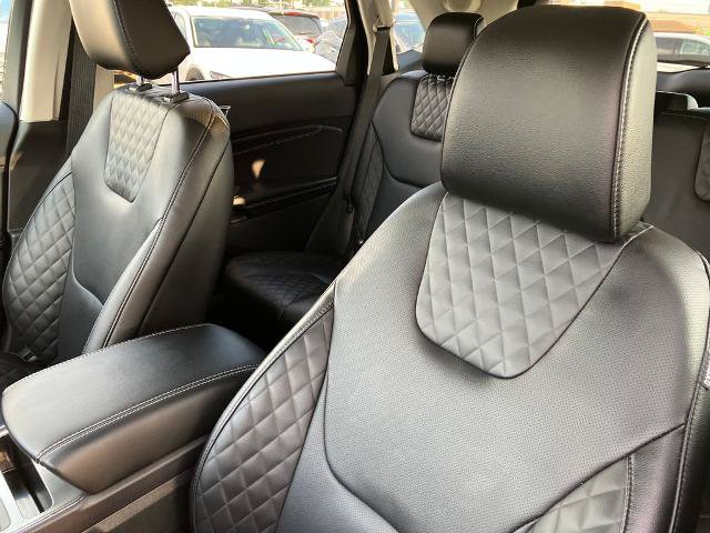 Certified 2023 Ford Edge Titanium w/ Equipment Group 301A AWD/4WD image 26