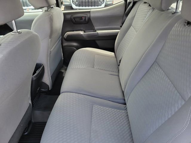 Used 2022 Toyota Tacoma SR5 w/ Technology Package RWD image 13