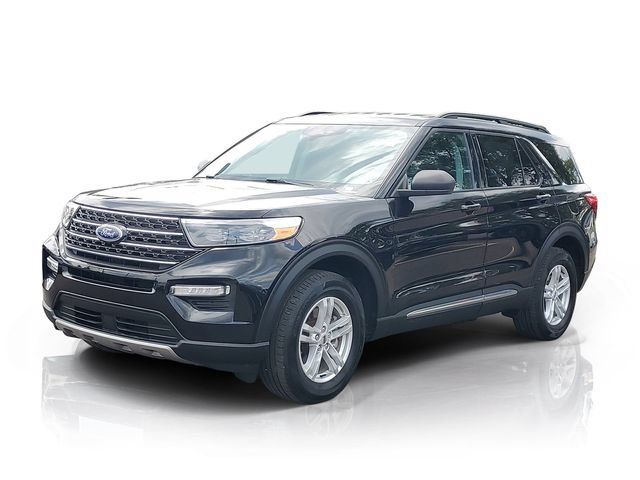 Certified 2024 Ford Explorer XLT w/ Equipment Group 202A AWD/4WD image 2