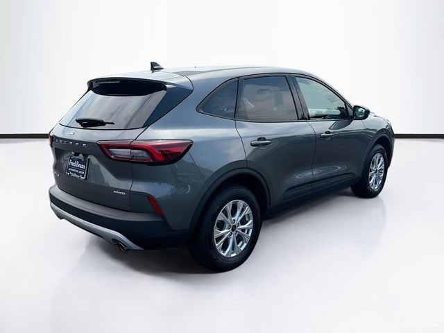 Certified 2025 Ford Escape Active AWD/4WD image 9