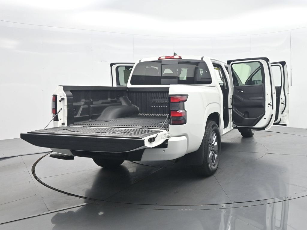 Used 2025 Nissan Frontier SV RWD image 55