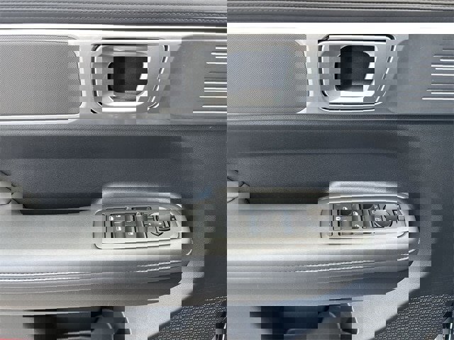 Used 2024 Hyundai Santa Fe XRT image 5