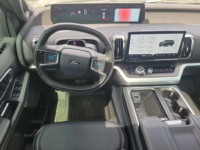 Certified 2025 Ford Expedition Max Platinum w/ Stealth Performance Package AWD/4WD image 28