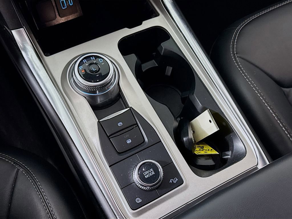 Certified 2023 Ford Explorer XLT w/ Equipment Group 202A image 21