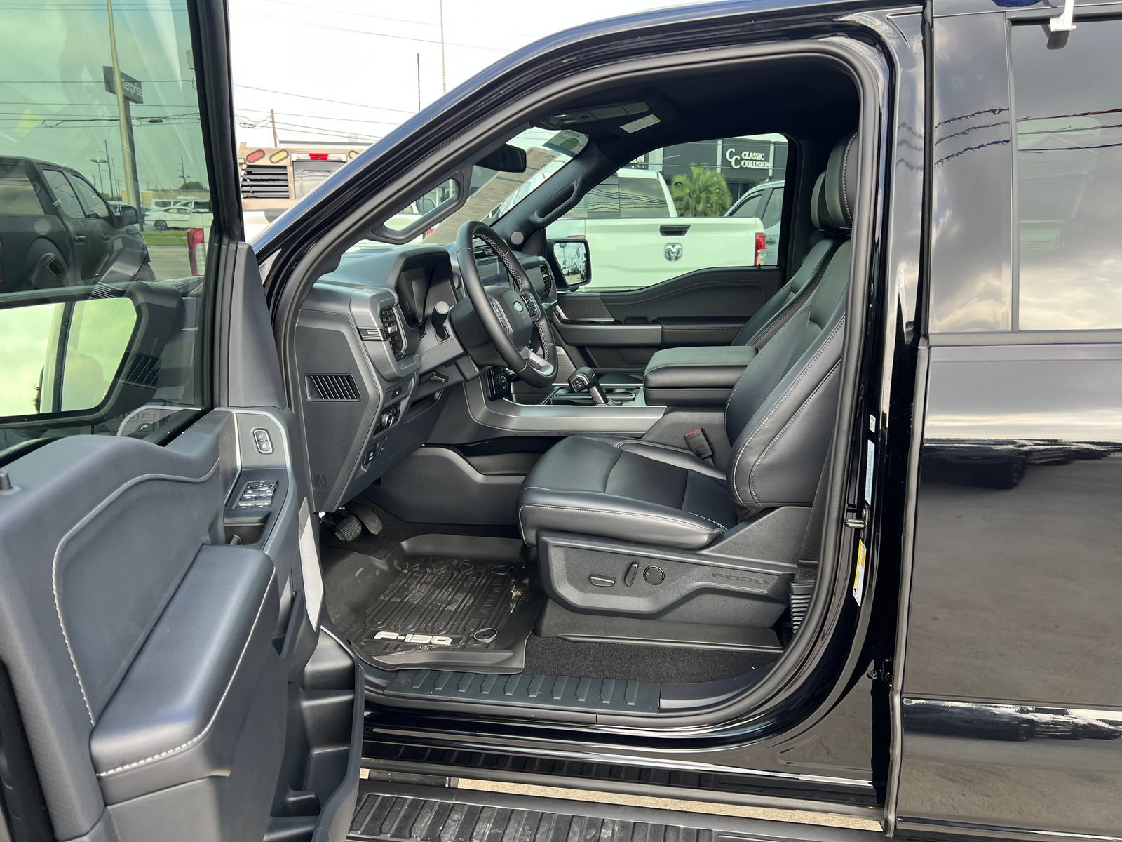 Certified 2025 Ford F150 XLT w/ Equipment Group 303A High AWD/4WD image 12