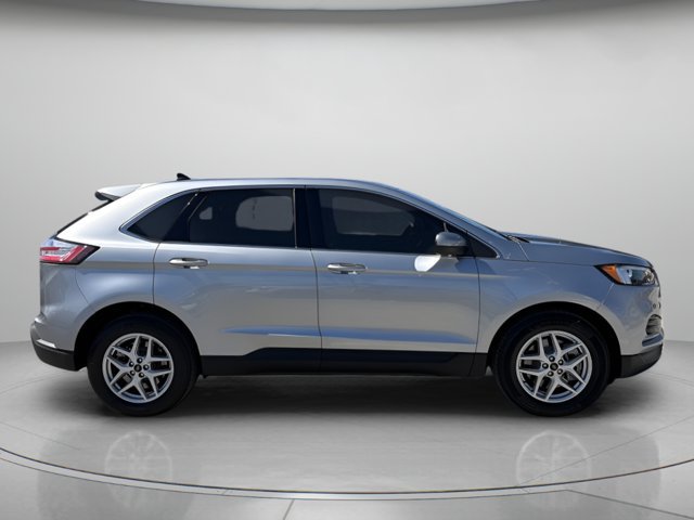 Certified 2024 Ford Edge SEL AWD/4WD image 2
