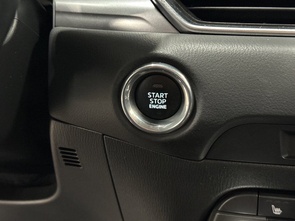 Used 2019 MAZDA CX-5 Touring image 12