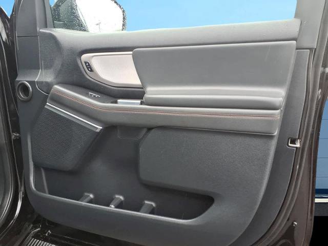 Certified 2025 Ford Expedition Active AWD/4WD image 16