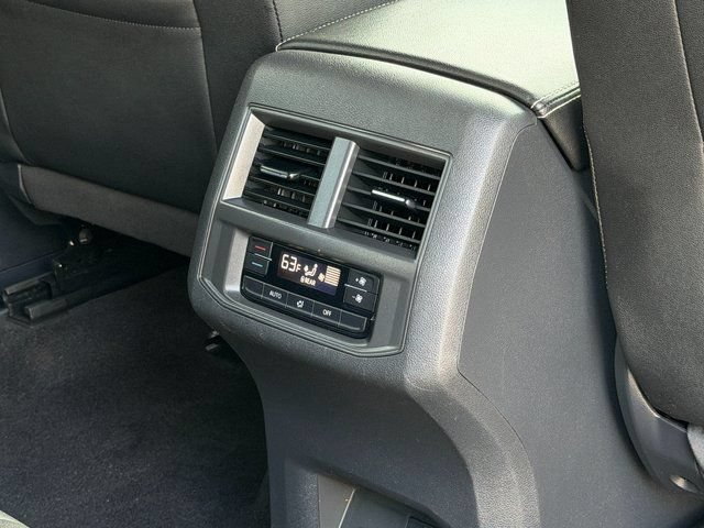 Used 2023 Volkswagen Atlas SE AWD/4WD image 26