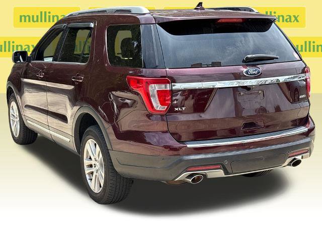 Certified 2018 Ford Explorer XLT w/ Equipment Group 202A AWD/4WD image 9