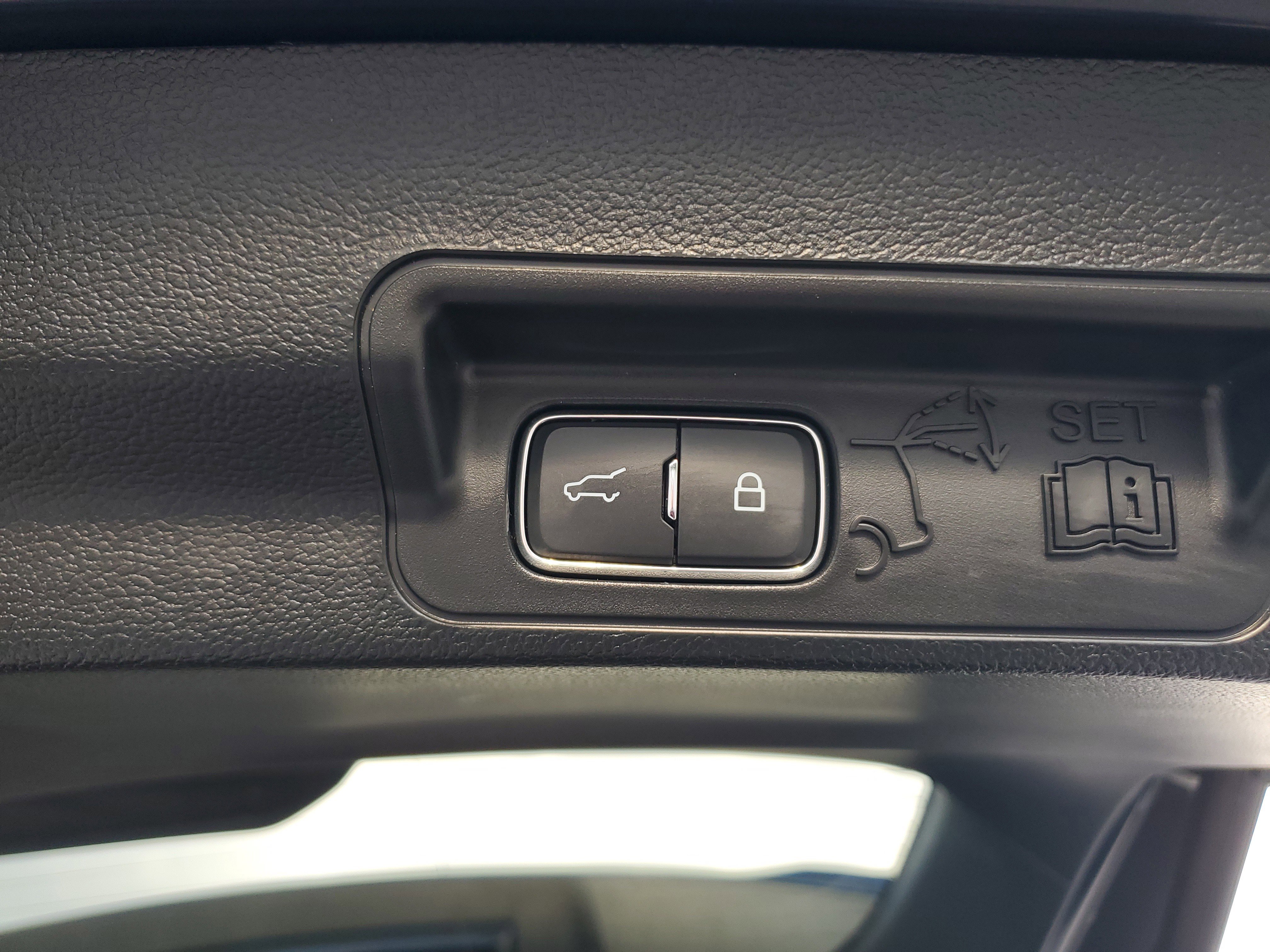 Certified 2024 Ford Explorer XLT w/ Equipment Group 202A image 16