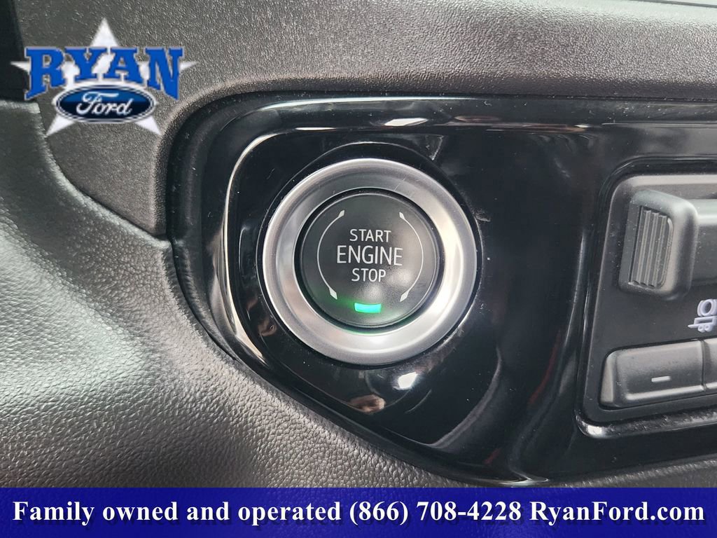 Used 2025 Chevrolet Silverado 1500 LT Trail Boss w/ Convenience Package II image 16