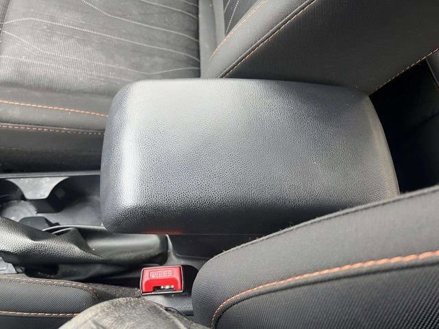 Certified 2021 Ford EcoSport SE w/ SE Appearance Package image 22