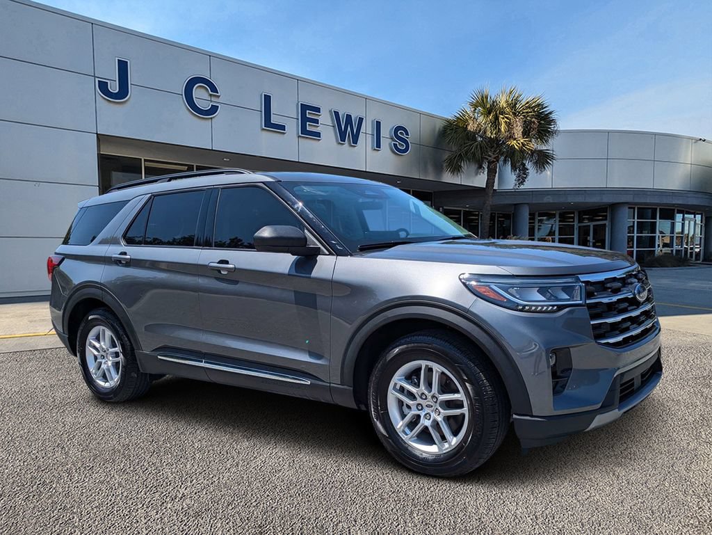 Certified 2025 Ford Explorer Active w/ Active Comfort Package