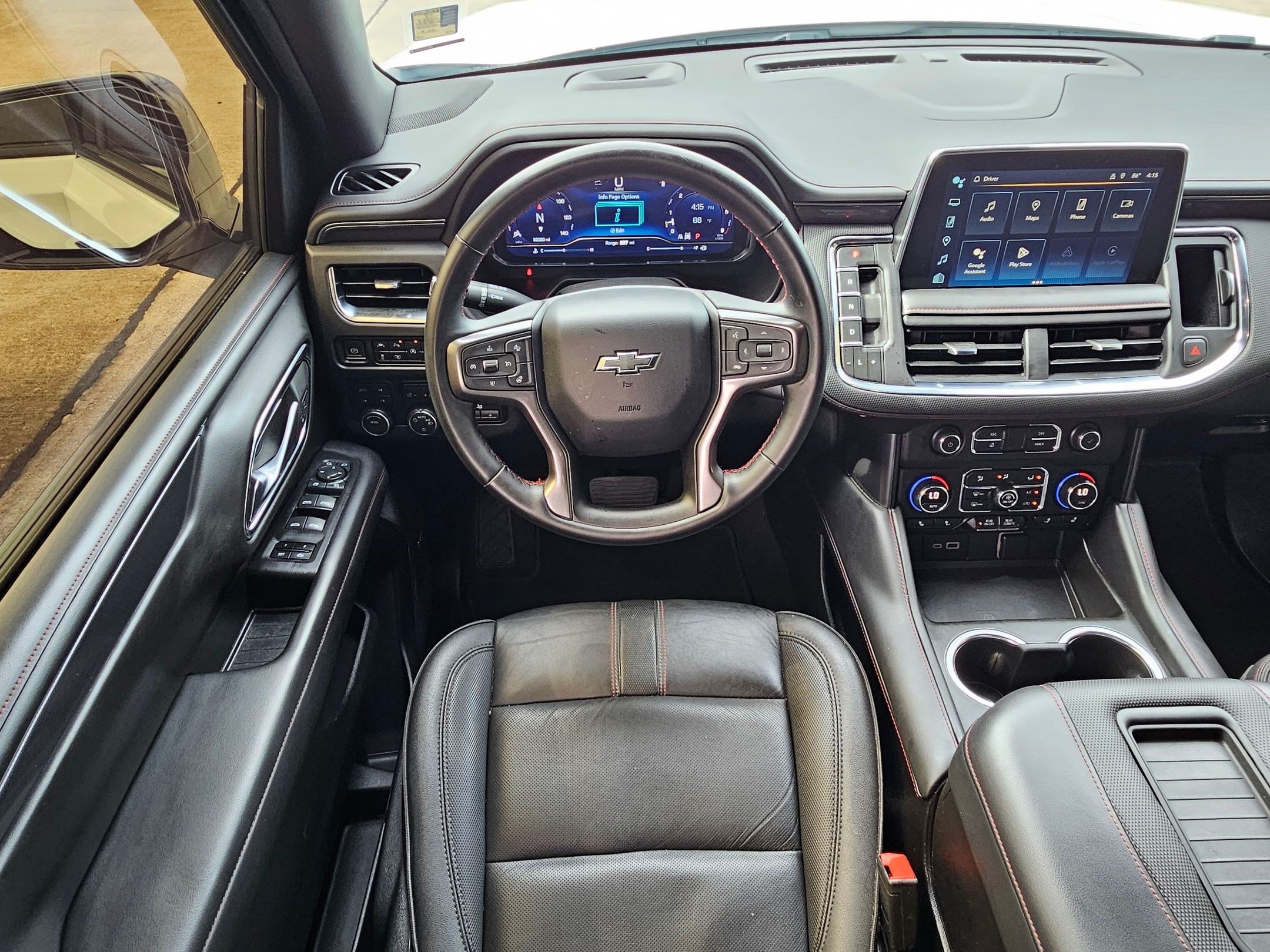 Used 2024 Chevrolet Suburban RST w/ Luxury Package AWD/4WD image 30