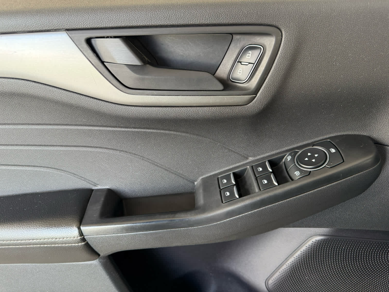Certified 2023 Ford Escape Active AWD/4WD image 12