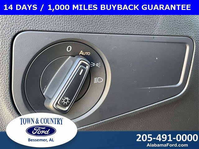 Used 2024 Volkswagen Tiguan Wolfsburg Edition image 32