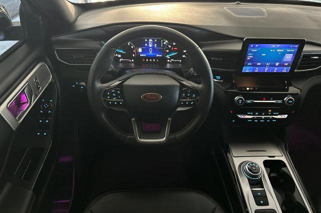 Certified 2023 Ford Explorer ST-Line w/ Class IV Trailer Tow Package image 14