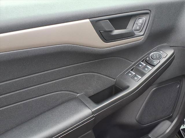 Certified 2022 Ford Escape SE w/ Convenience Package image 5