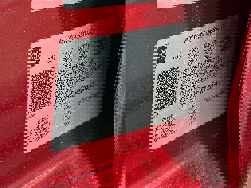 Used 2021 Chevrolet Silverado 1500 High Country w/ Technology Package image 25