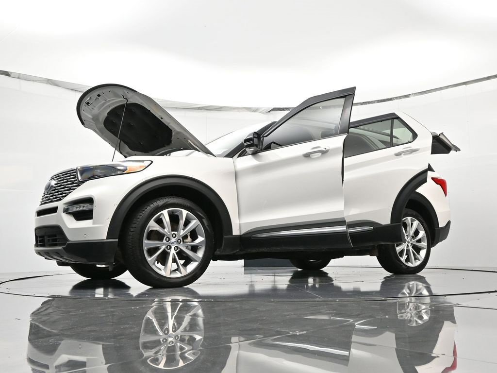 Certified 2023 Ford Explorer Platinum w/ Technology Package image 50