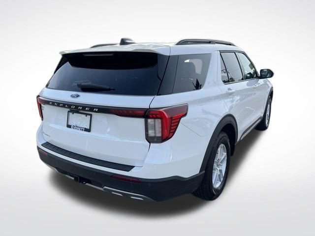 Certified 2025 Ford Explorer Active w/ Active Comfort Package RWD image 9