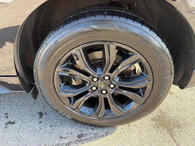 Certified 2022 Ford Edge SE w/ Black Appearance Package image 26