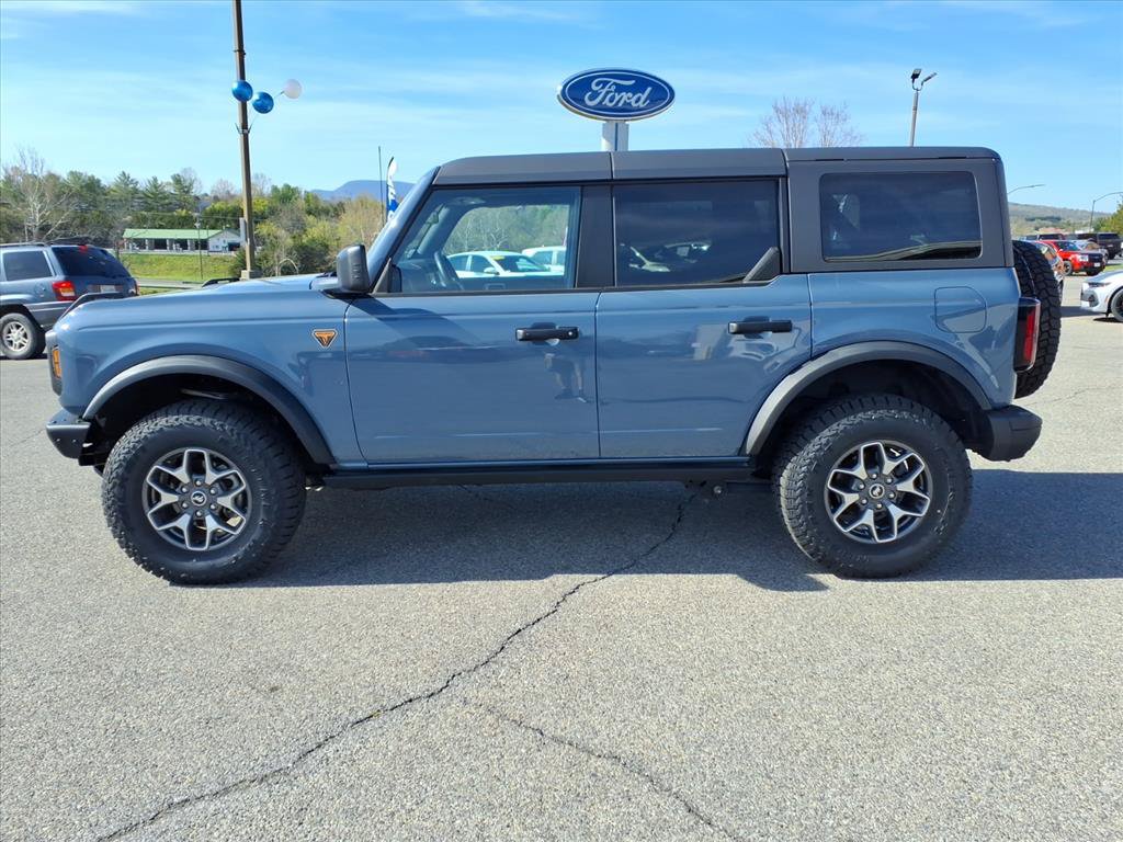 Certified 2024 Ford Bronco Badlands AWD/4WD image 2