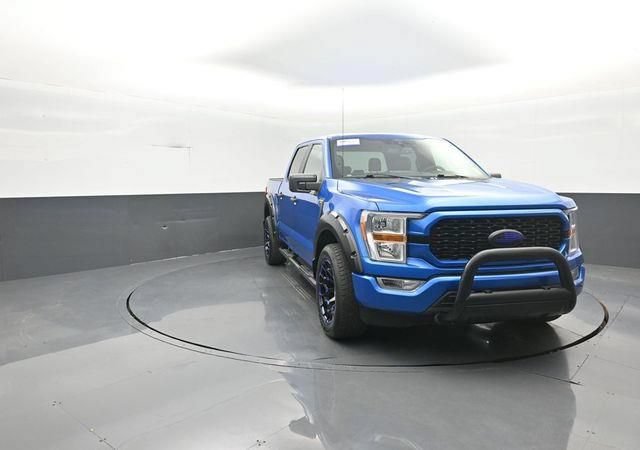 Certified 2021 Ford F150 XL w/ STX Appearance Package AWD/4WD image 3