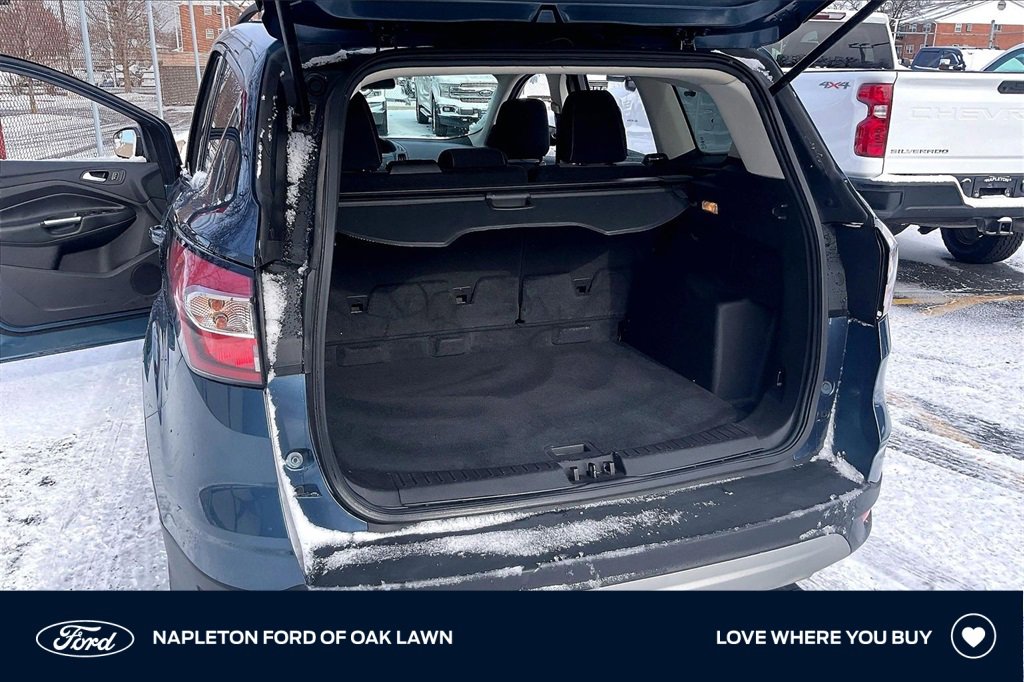 Certified 2018 Ford Escape SE image 25