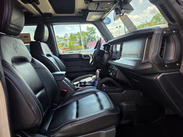 Certified 2025 Ford Bronco Badlands AWD/4WD image 13