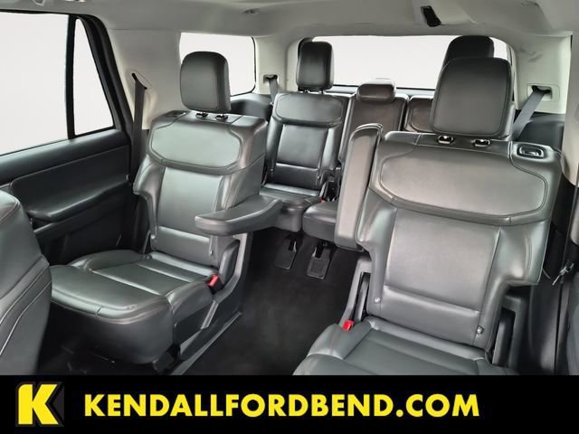 Certified 2025 Ford Expedition Active image 13