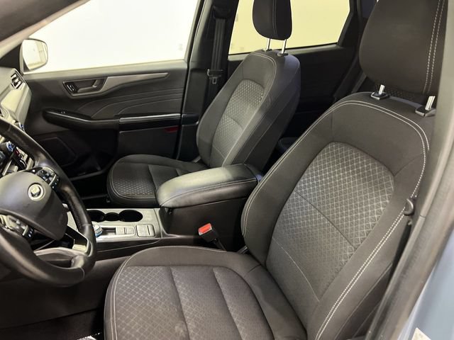 Certified 2024 Ford Escape Active AWD/4WD image 8