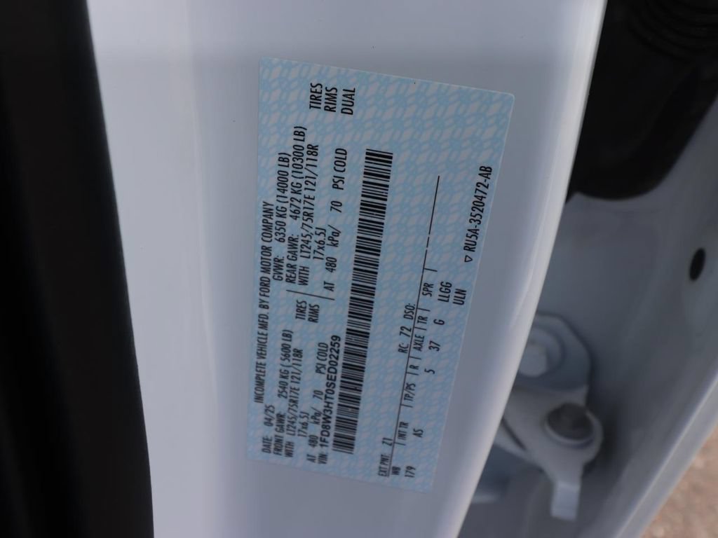 Certified 2025 Ford F350 XL AWD/4WD image 22