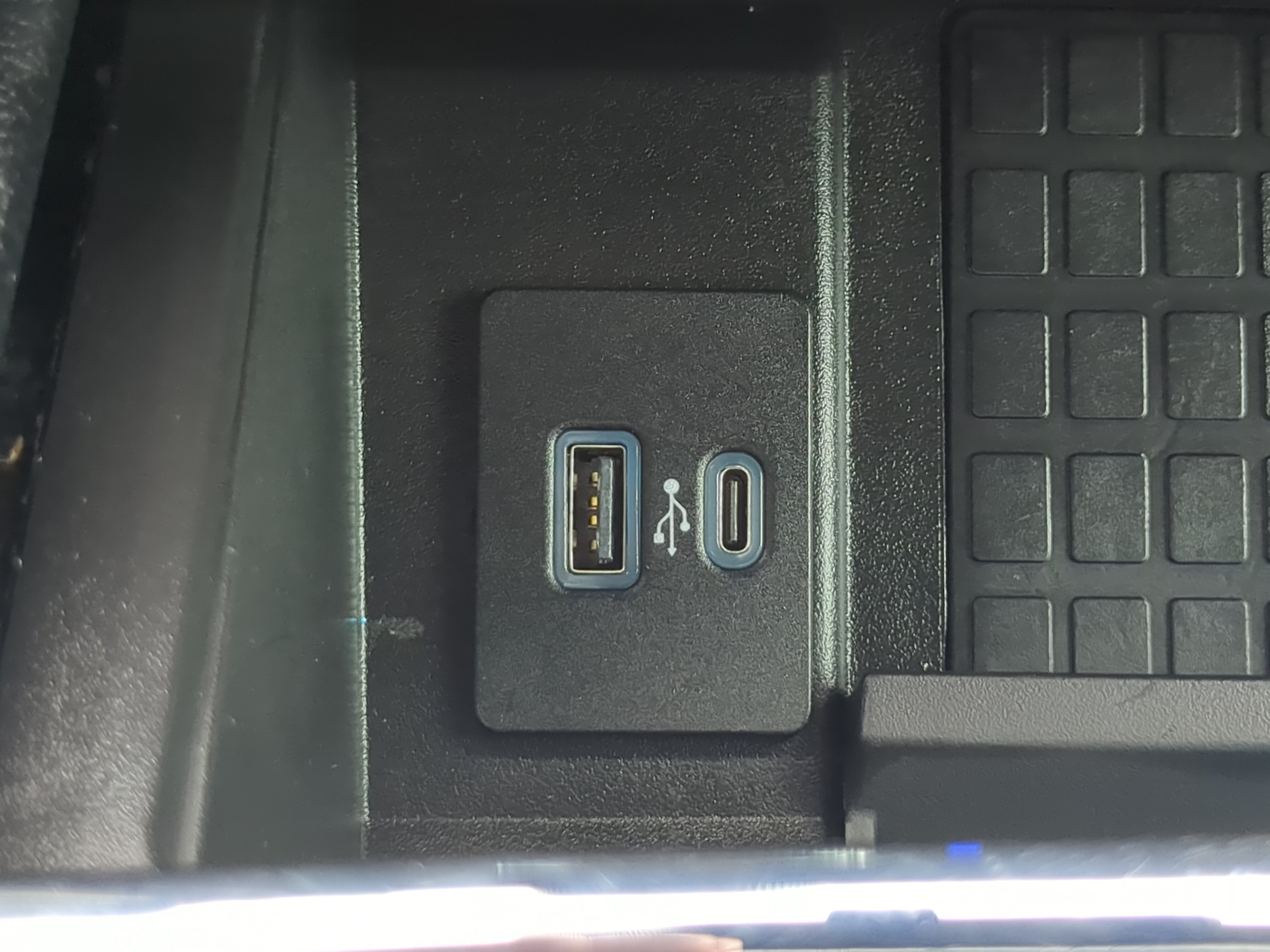 Certified 2021 Ford Expedition Limited RWD image 21