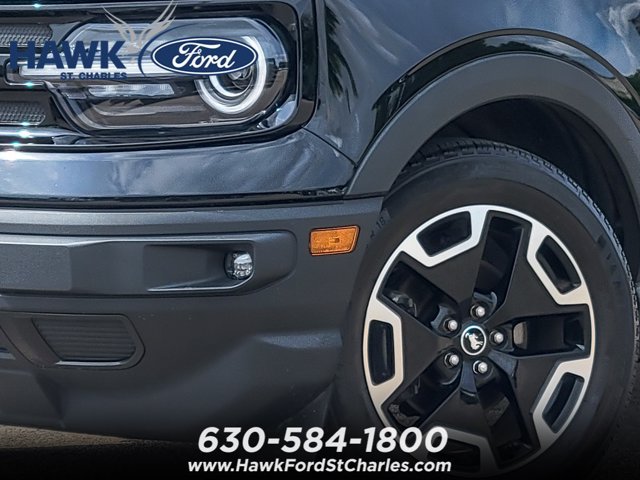 Certified 2024 Ford Bronco Sport Outer Banks w/ Tech Package AWD/4WD image 3