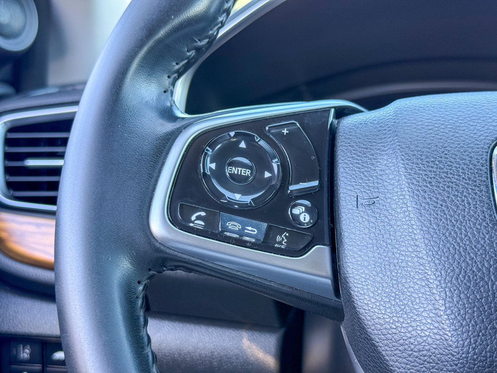Used 2021 Honda CR-V EX-L image 32