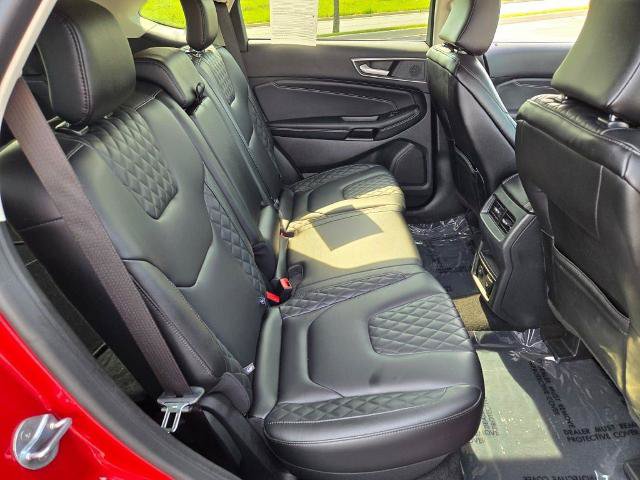 Certified 2024 Ford Edge Titanium AWD/4WD image 10