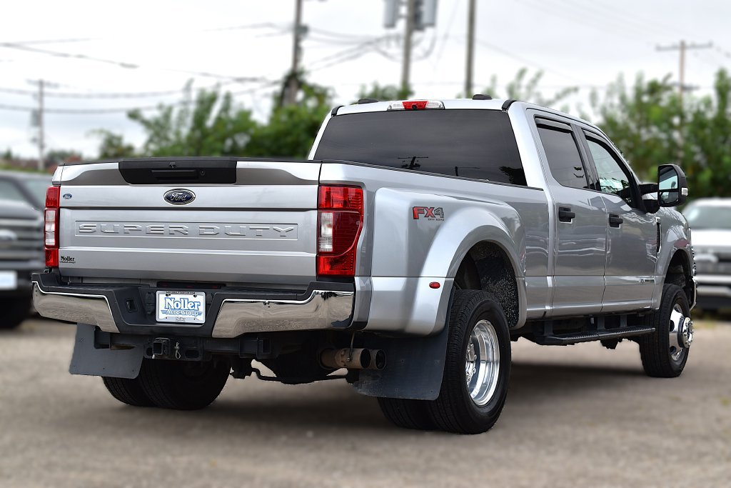 Certified 2022 Ford F350 XLT w/ FX4 Off-Road Package AWD/4WD image 8