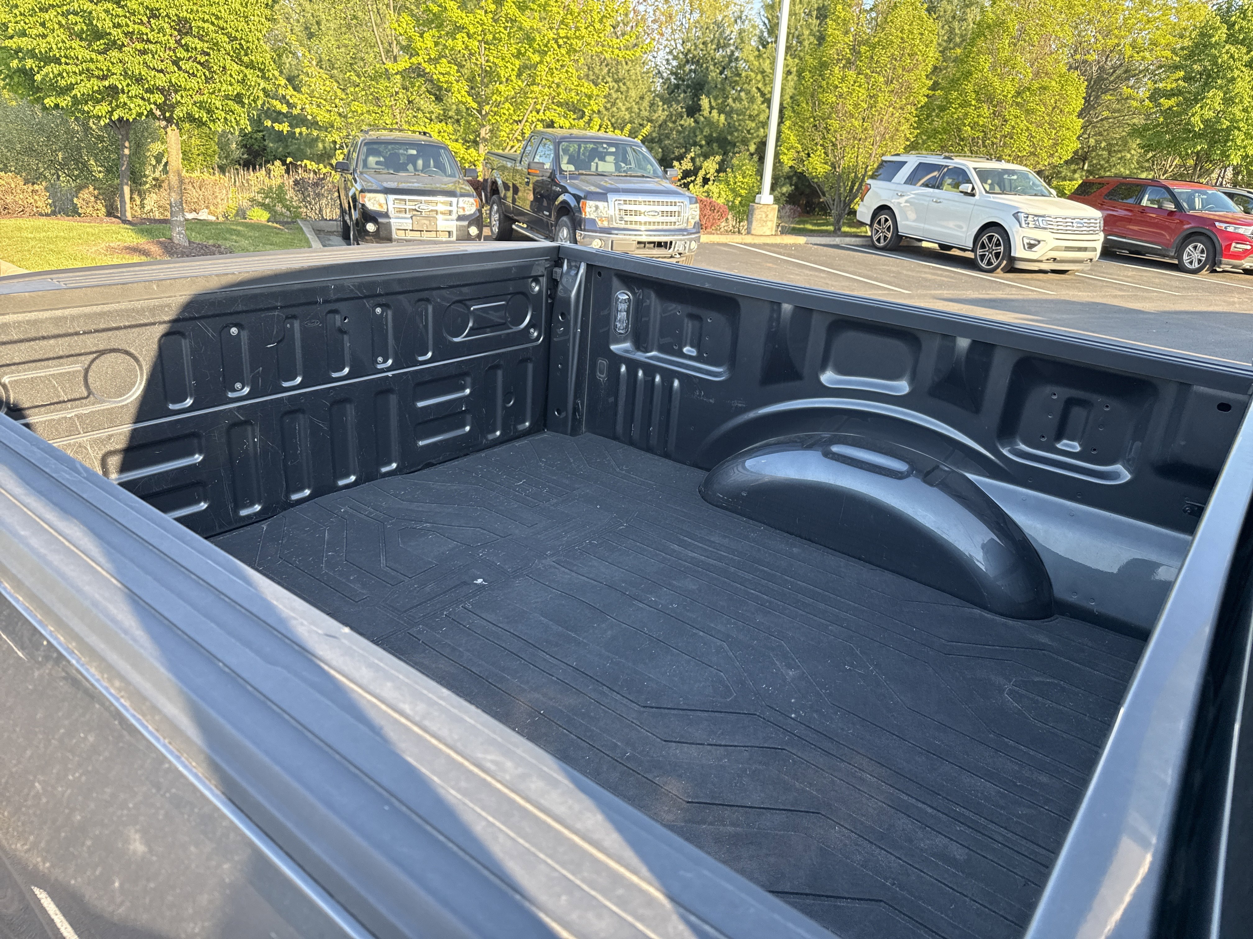 Certified 2019 Ford F150 XLT w/ Equipment Group 302A Luxury AWD/4WD image 5