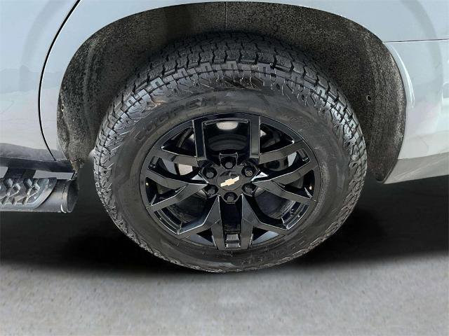 Used 2022 Chevrolet Tahoe Z71 w/ Luxury Package image 32