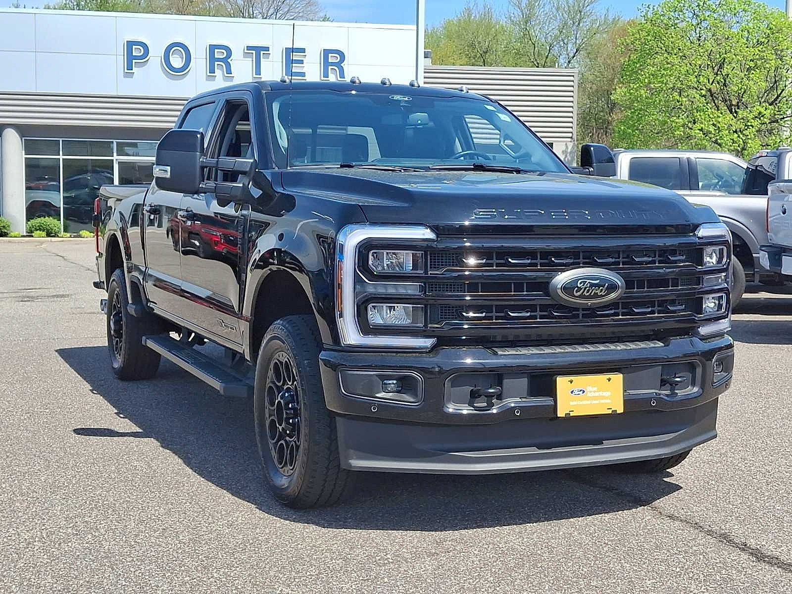 Certified 2024 Ford F250 Lariat w/ Lariat Ultimate Package AWD/4WD image 2