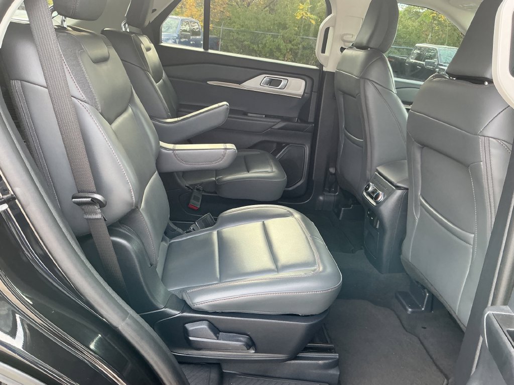 Certified 2026 Ford Explorer Active w/ Active Comfort Package AWD/4WD image 20