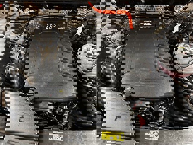 Used 2024 Audi Q5 e Premium w/ Convenience Package image 16