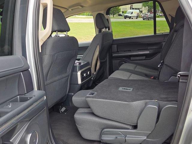 Certified 2024 Ford Expedition Max XLT RWD image 12