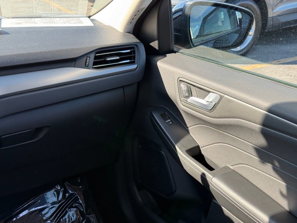 Certified 2023 Ford Escape Active w/ Tech Pack #2 image 15